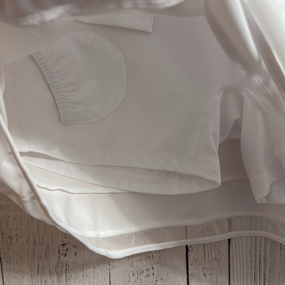 Golftini Women's Pull-on Mesh trim Skort - Picture 4 of 4